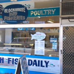 Blockhouse Bay Fisheries - fish and chip order at Blockhouse Bay Fisheries