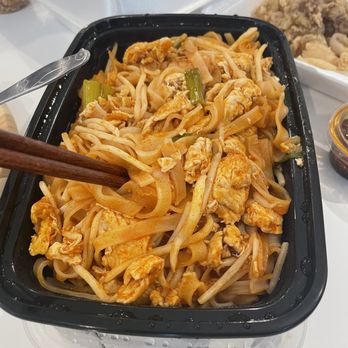 Thai Chili - Pad Thai - Thai Near Me - Elk Grove, California Thai Chili - Pad Thai - Thai Near Me - Elk Grove, California