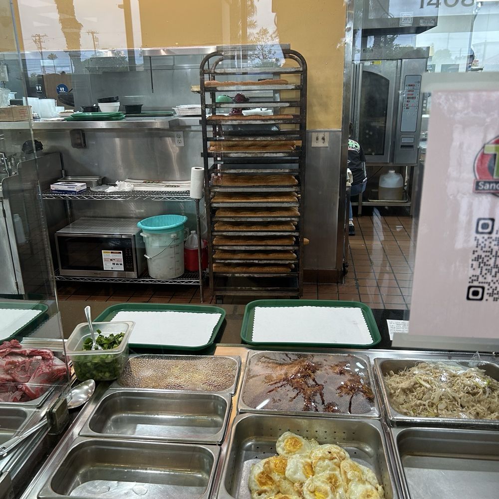 THH Sandwiches - Fresh bread - Vietnamese Near Me - Tustin, California