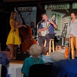 Clausen Family  Music Show - Yes, they were a pickin and a grinning