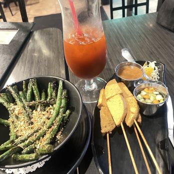 The Asian Bistro - Green bean appetizer and vegan chicken satay with Thai iced tea. All vegan - Thai Near Me - San Diego, California
