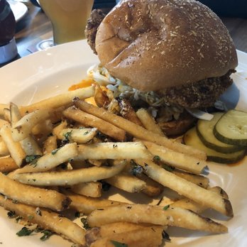 Yard House - Nashville Hot Chicken (Featured) - Vegetarian Near Me - Gaithersburg, Maryland Yard House - Nashville Hot Chicken (Featured) - Vegetarian Near Me - Gaithersburg, Maryland