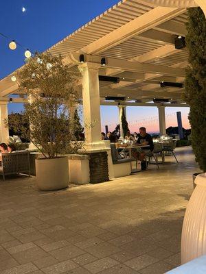 Lantern's Edge by null