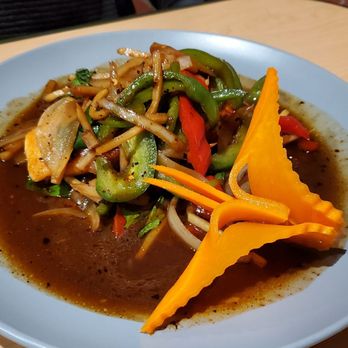 Dee Dee Thai Restaurant - Basil Salmon - Thai Near Me - Springdale, Pennsylvania Dee Dee Thai Restaurant - Basil Salmon - Thai Near Me - Springdale, Pennsylvania
