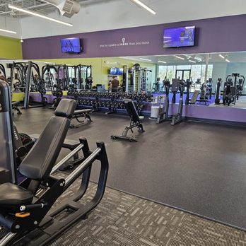 Anytime Fitness - Free weights and smith - Gyms Near Me - Sugar Land, Texas Anytime Fitness - Free weights and smith - Gyms Near Me - Sugar Land, Texas