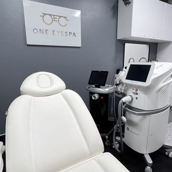 One Eyecare - Optometrists Near Me - Costa Mesa, California One Eyecare - Optometrists Near Me - Costa Mesa, California