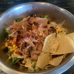 SOUTHWEST BBQ SALAD SOUTHWEST BBQ SALAD