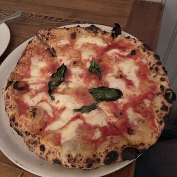 Dellarocco's Brick Oven Pizza - Margherita - Pizza Near Me - Brooklyn, New York