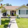 Photo of Carla Jones, Real Estate
