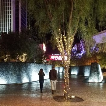 The Park - The Park is an awesome part of the strip that feels almost like a little getaway - Shopping Centers Near Me - Las Vegas, Nevada The Park - The Park is an awesome part of the strip that feels almost like a little getaway - Shopping Centers Near Me - Las Vegas, Nevada