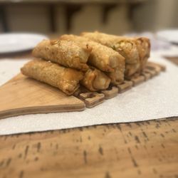 B’s Joint - Jalapeño popper egg rolls
