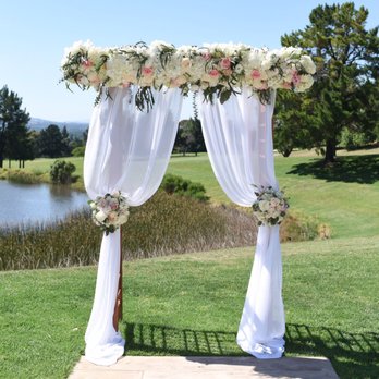 Bings Design - Floral Designers Near Me