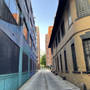 Green Lantern - an empty street in a city - Gay Bars Near Me - Washington, DC, District of Columbia