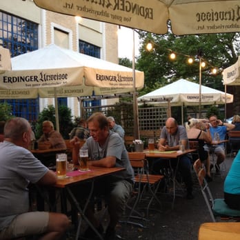 Dampfe - Biergarten im Sommer - Breweries Near Me - Essen, NW