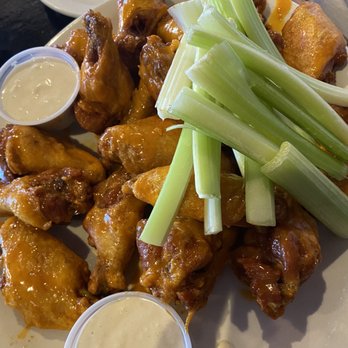 Anchor Bar - 20 Chicken Wings in original sauce with blue cheese and celery - Chicken Wings Near Me - Buffalo, New York Anchor Bar - 20 Chicken Wings in original sauce with blue cheese and celery - Chicken Wings Near Me - Buffalo, New York