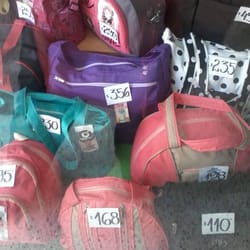 Marroquinería Kiara - Algunos modelos en bolsos