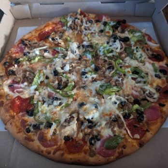 New York Pizza - Supreme Pizza - Pizza Near Me - Taylor, Texas New York Pizza - Supreme Pizza - Pizza Near Me - Taylor, Texas