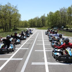 Parc de Loisirs des Bouscaillous - La nouvelle grille de départ karts