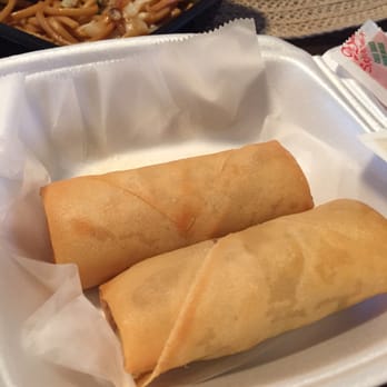 Mandarin Kitchen - 4 veggie rolls for $4.49 or $1.99 each - Chinese Near Me - Torrance, California