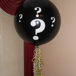 Balloon Notes - Jumbo balloon for a Baby Reveal Party. POP! for the gender reveal.