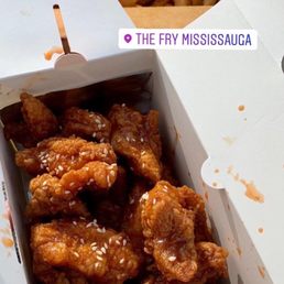 Chicken boneless bites and cheesy garlic fries Chicken boneless bites and cheesy garlic fries