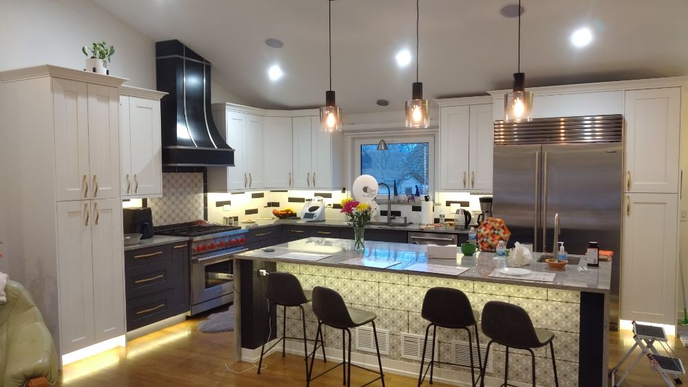 Slide of Remodeling Painting Management