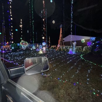 Blackhawk Bluff Christmas Lights Display - Festivals Near Me - Jacksonville, Florida