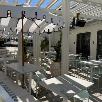 Goop Kitchen - Outdoor patio - Pizza Near Me - San Diego, California Goop Kitchen - Outdoor patio - Pizza Near Me - San Diego, California