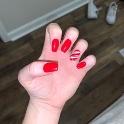 Nails 4 U - Ana from Nails 4 U did so amazing on my nails today