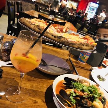 Spuntino Pizzeria - Seafood Pasta, pizza, sangria - Italian Near Me - Temecula, California Spuntino Pizzeria - Seafood Pasta, pizza, sangria - Italian Near Me - Temecula, California