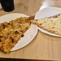 Frantonis of Woodbury - 9-3-26 Sweet chili chicken slice and a regular with extra mutz.