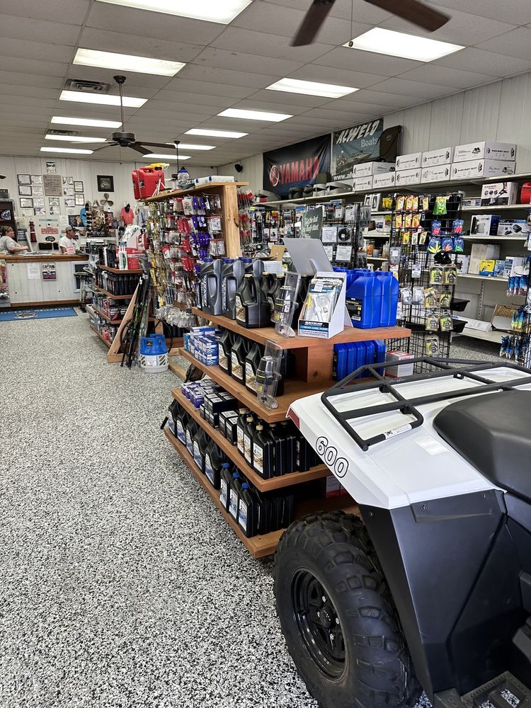 EMMETT’S MARINE Updated April 2024 358 Dale Trl NE, Brookhaven