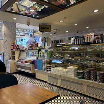 Mado - Cafes Near Me - Istanbul, 34 Mado - Cafes Near Me - Istanbul, 34