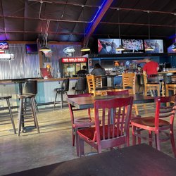 Binions - Inside view
