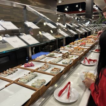 Mizumi - Sushi Bars Near Me - Little Neck, New York