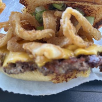 Shake Shack West Hollywood - Santa Monica & La Cienega - Where is the sauce? - Burgers Near Me - Los Angeles, California Shake Shack West Hollywood - Santa Monica & La Cienega - Where is the sauce? - Burgers Near Me - Los Angeles, California