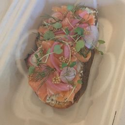 Lox toast