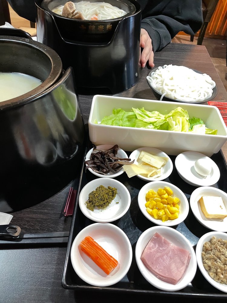 DAGU RICE NOODLE 604 University Ave, Madison, Wisconsin Noodles