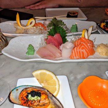 KAI ZAN - Sashimi assortment along with Dynamite mussel - Asian Fusion Near Me - Chicago, Illinois KAI ZAN - Sashimi assortment along with Dynamite mussel - Asian Fusion Near Me - Chicago, Illinois