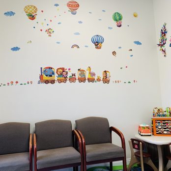 Shiow Jiin Jaw, DDS - Nice and cute wall stickers - Pediatric Dentists Near Me - Temple City, California
