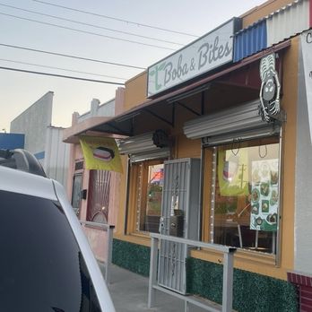 T Boba & Bites - The front - Bubble Tea Near Me - Fresno, California