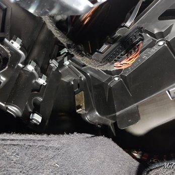 Mel's Mobile Services - Mercedes C430 wiring to the bad blend door. - Auto Repair Near Me - Greensboro, North Carolina Mel's Mobile Services - Mercedes C430 wiring to the bad blend door. - Auto Repair Near Me - Greensboro, North Carolina