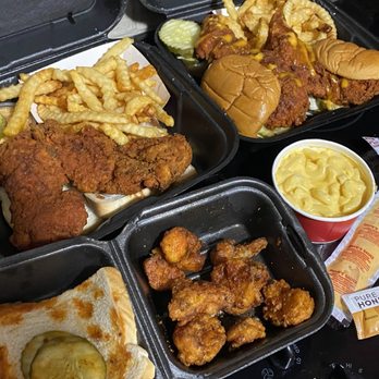 Dave's Hot Chicken - Chicken Shop Near Me - Holly Springs, North Carolina Dave's Hot Chicken - Chicken Shop Near Me - Holly Springs, North Carolina