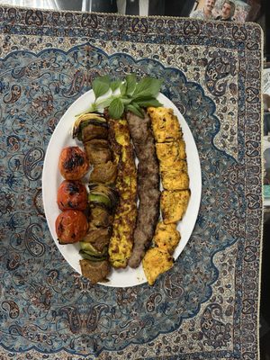 House of Kabab / Beryani Esfahani by null