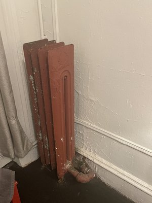 Carlton Arms Hotel by null