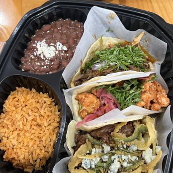 Cocina Madrigal - Barbacoa, Al Pastor, and Steak tacos - Tacos Near Me - Phoenix, Arizona