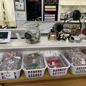 Frostcity - Inside counter - Desserts Near Me - Honolulu, Hawaii