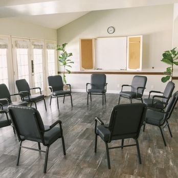 BreakAway Health - Large Group Room - Rehabilitation Center Near Me - Costa Mesa, California BreakAway Health - Large Group Room - Rehabilitation Center Near Me - Costa Mesa, California