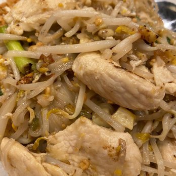 Ruby Of Siam - #46 Pad Thai with chicken - Thai Near Me - Highland Park, Illinois Ruby Of Siam - #46 Pad Thai with chicken - Thai Near Me - Highland Park, Illinois