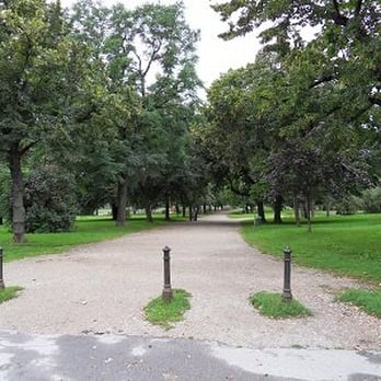 Auer Welsbach Park - Parkeingang Ecke Mariahilfer Straße / Winckelmannstraße - Parks Near Me - Vienna, 9